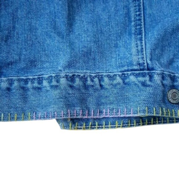 2/$40 Light wash vintage denim jacket with custom  floral embroidery details - Picture 3 of 9